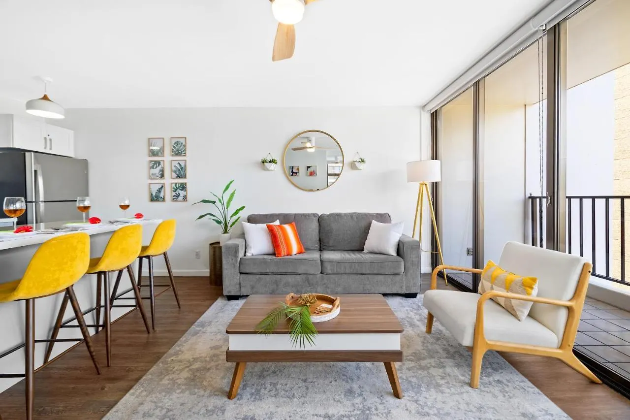 Apartmán Stylish Waikiki Gem With Ocean View And Free Parking! Honolulu 0*,  USA